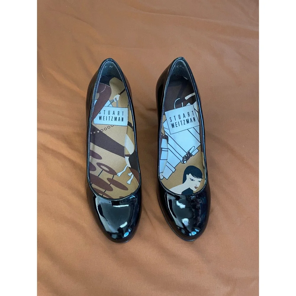 Stuart Weitzman Black Patent Leather Round Toe Block Heel Pumps Made in Spain 4M